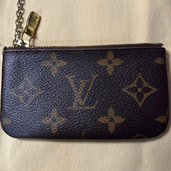 Louis Vuitton Key Pouch monogram - Picture 4 of 10